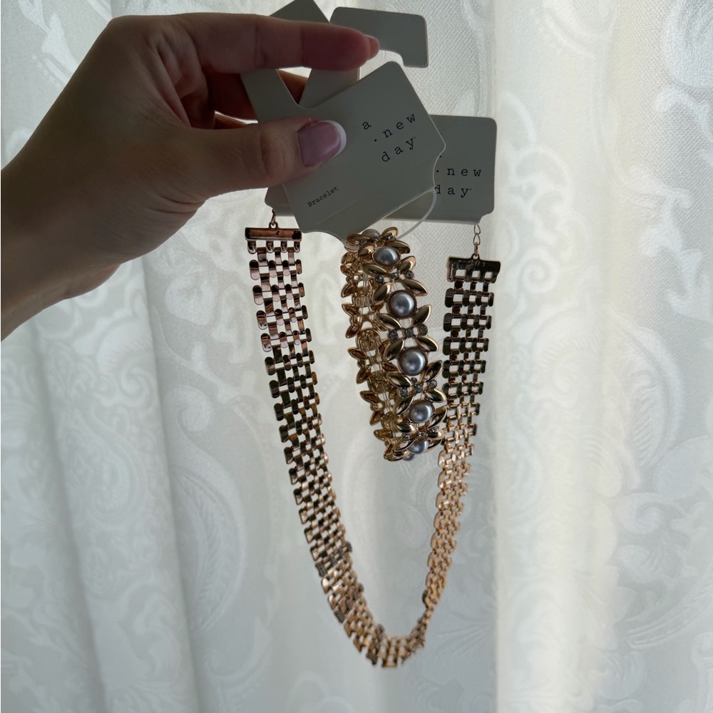 A New Day Gold Statement Necklace and Bracelet Set